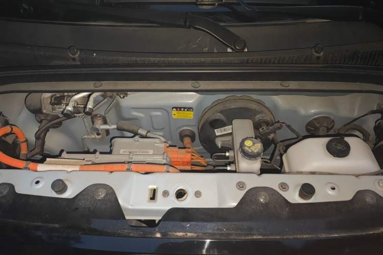 Used Wuling Hongguang MINIEV 2022 Zizai Version Lithium Iron Phosphate Engine Bay