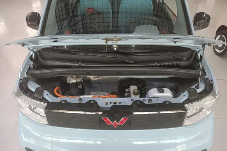 Used Wuling Hongguang MINIEV 2022 Easy Version Lithium Iron Phosphate Engine Bay