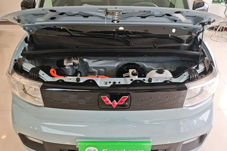 Used Wuling Hongguang MINIEV 2022 Zizai Version Lithium Iron Phosphate Engine Bay