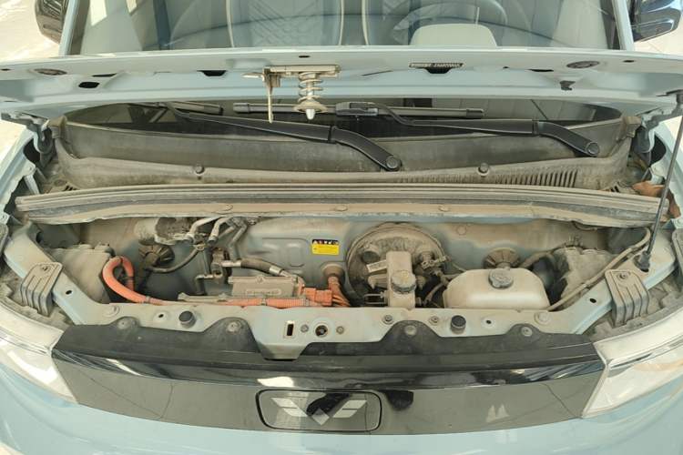 Used Wuling Hongguang MINIEV 2022 Zizai Version Lithium Iron Phosphate Engine Bay
