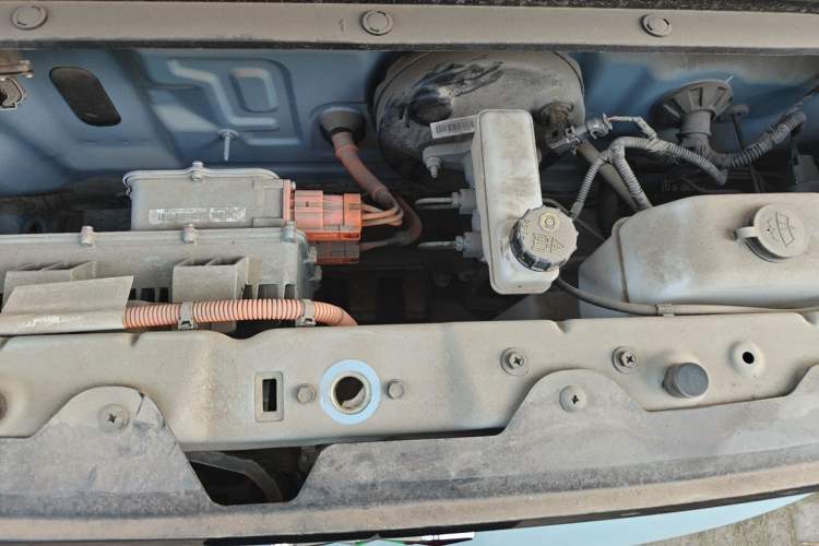 Used Wuling Hongguang MINIEV 2022 Zizai Version Lithium Iron Phosphate Engine Bay