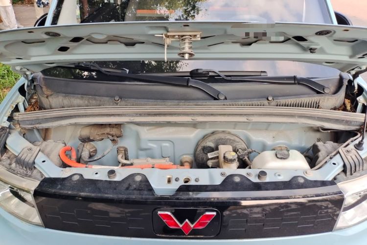 Used Wuling Hongguang MINIEV 2022 Easy Version Lithium-NMC Engine Bay