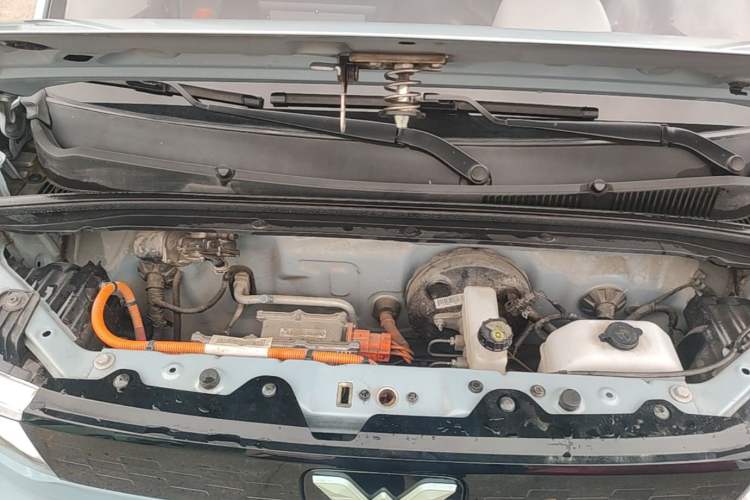 Used Wuling Hongguang MINIEV 2022 Zizai Version Lithium Iron Phosphate Engine Bay