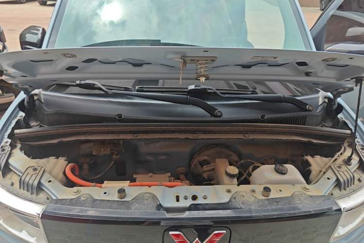Used Wuling Hongguang MINIEV 2022 Easy Version Lithium Iron Phosphate Engine Bay