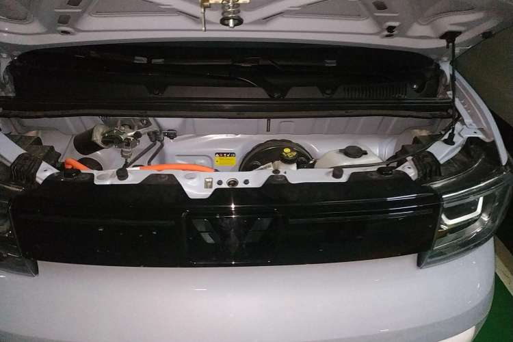 Used Wuling Hongguang MINIEV 2022 Convertible Model Engine Bay