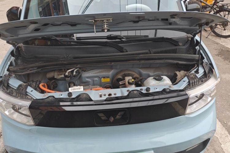 Used Wuling Hongguang MINIEV 2022 Macaron Premium Model – Lithium Ternary Battery Engine Bay