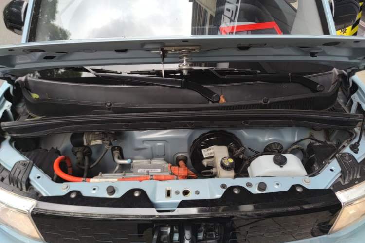 Used Wuling Hongguang MINIEV 2022 Easy Version Lithium Iron Phosphate Engine Bay