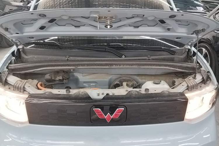 Used Wuling Hongguang MINIEV 2022 Easy Version Lithium Iron Phosphate Engine Bay