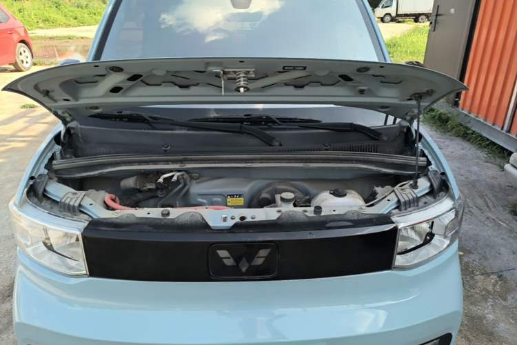 Used Wuling Hongguang MINIEV 2022 Zizai Version Lithium Iron Phosphate Engine Bay