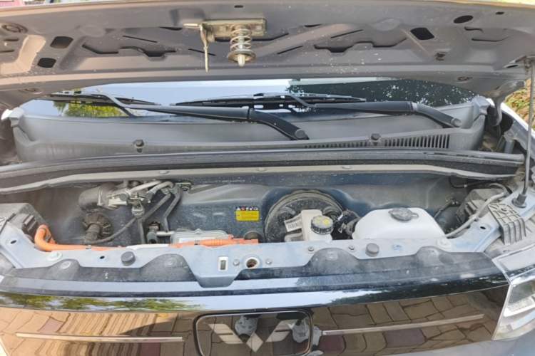 Used Wuling Hongguang MINIEV 2022 Macaron Premium Model – Lithium Iron Phosphate Engine Bay