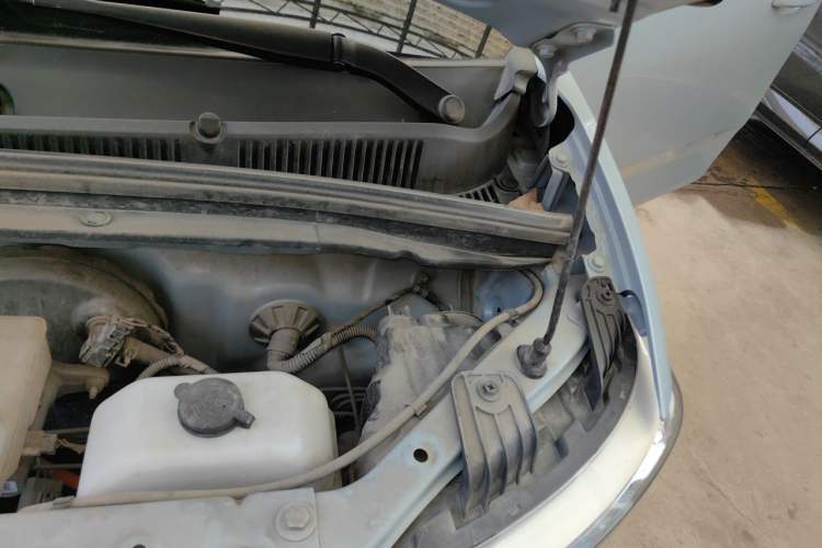 Used Wuling Hongguang MINIEV 2022 Easy Version Lithium Iron Phosphate Engine Bay Left