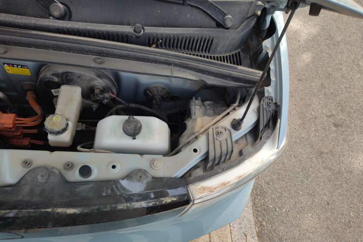 Used Wuling Hongguang MINIEV 2022 Enjoy Edition Lithium-Ion Battery Engine Bay Left