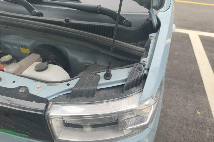 Used Wuling Hongguang MINIEV 2022 Easy Version Lithium Iron Phosphate Engine Bay Left