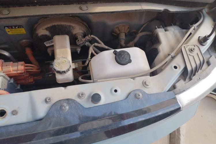 Used Wuling Hongguang MINIEV 2022 Enjoy Edition Lithium Iron Phosphate Engine Bay Left
