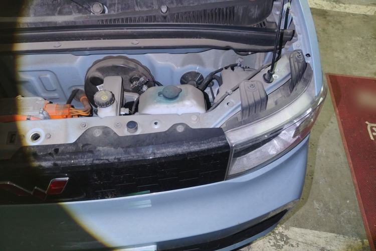 Used Wuling Hongguang MINIEV 2022 Easy Version Lithium Iron Phosphate Engine Bay Left