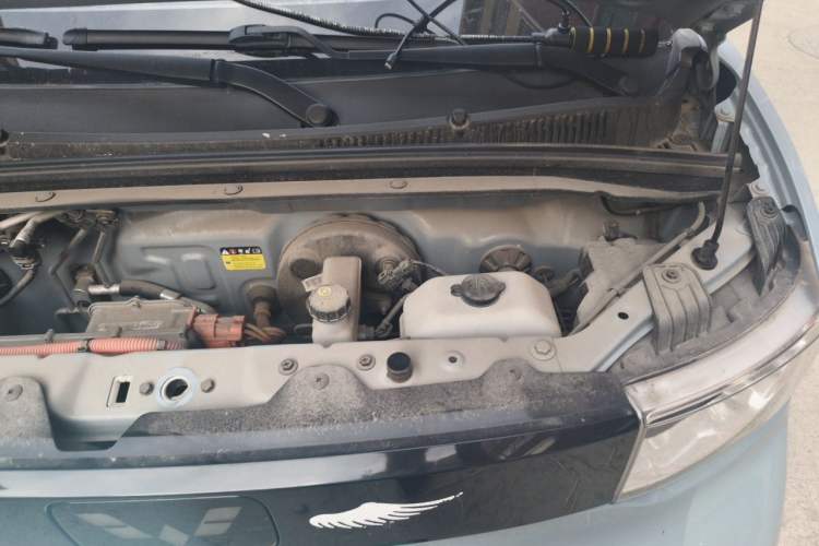 Used Wuling Hongguang MINIEV 2022 Enjoy Edition Lithium-Ion Battery Engine Bay Left