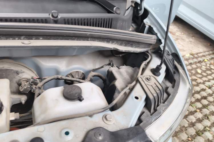 Used Wuling Hongguang MINIEV 2022 Zizai Version Lithium Iron Phosphate Engine Bay Left