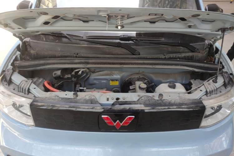 Used Wuling Hongguang MINIEV 2022 Zizai Version Lithium Iron Phosphate Engine Bay