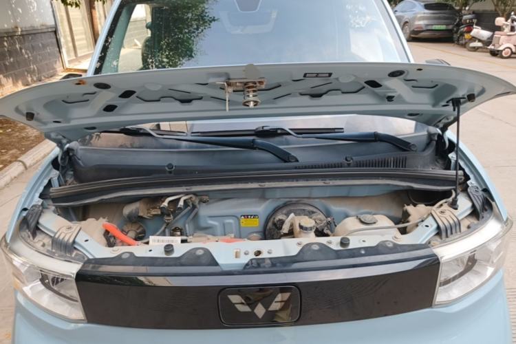 Used Wuling Hongguang MINIEV 2022 Zizai Version Lithium Iron Phosphate Engine Bay