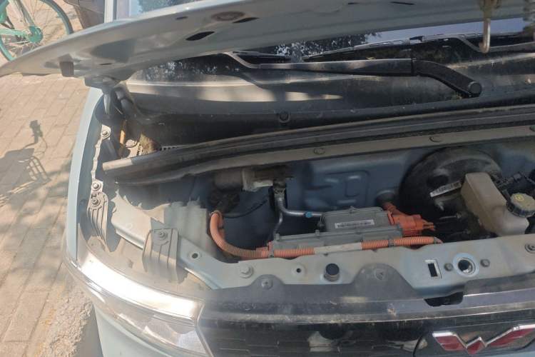 Used Wuling Hongguang MINIEV 2022 Easy Version Lithium-NMC Engine Bay Right