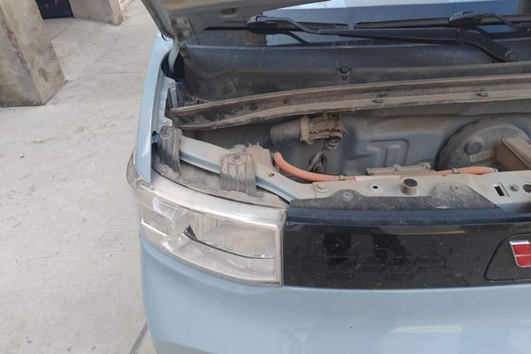 Used Wuling Hongguang MINIEV 2022 Easy Version Lithium Iron Phosphate Engine Bay Right