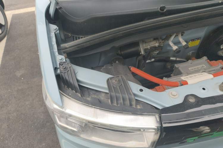Used Wuling Hongguang MINIEV 2022 Easy Version Lithium Iron Phosphate Engine Bay Right