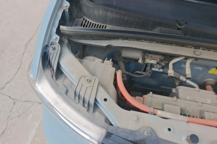 Used Wuling Hongguang MINIEV 2022 Enjoy Edition Lithium Iron Phosphate Engine Bay Right