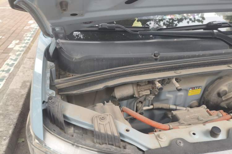 Used Wuling Hongguang MINIEV 2022 Zizai Version Lithium Iron Phosphate Engine Bay Right
