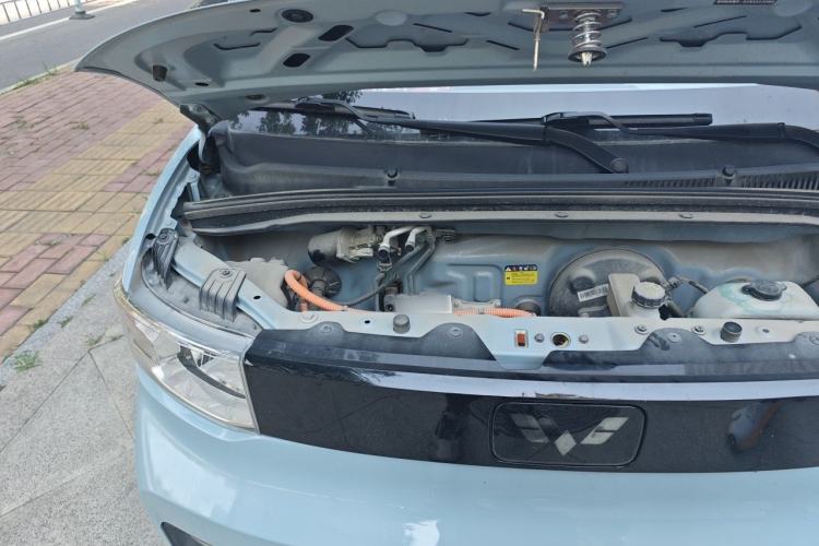 Used Wuling Hongguang MINIEV 2022 Zizai Version Lithium Iron Phosphate Engine Bay Right