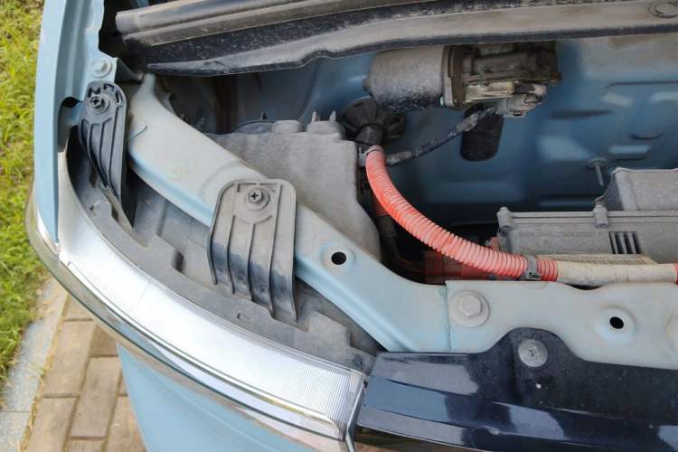 Used Wuling Hongguang MINIEV 2022 Easy Version Lithium Iron Phosphate Engine Bay Right