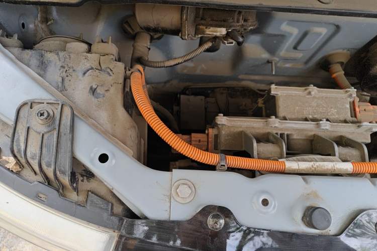 Used Wuling Hongguang MINIEV 2022 Macaron Fashion Model Lithium Iron Phosphate Engine Bay Right