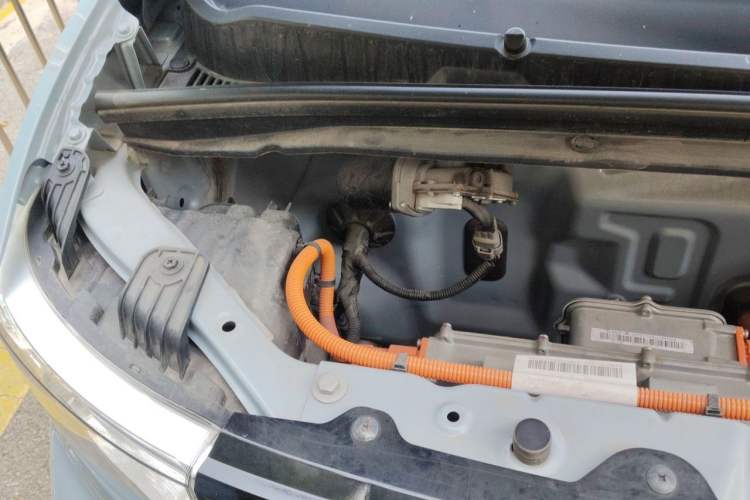 Used Wuling Hongguang MINIEV 2022 Easy Version Lithium Iron Phosphate Engine Bay Right
