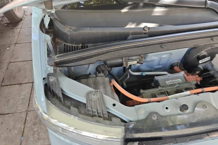 Used Wuling Hongguang MINIEV 2022 Easy Version Lithium Iron Phosphate Engine Bay Right