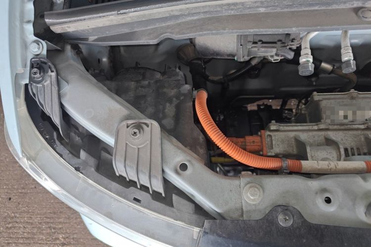 Used Wuling Hongguang MINIEV 2022 Macaron Premium Model – Lithium Iron Phosphate Engine Bay Right