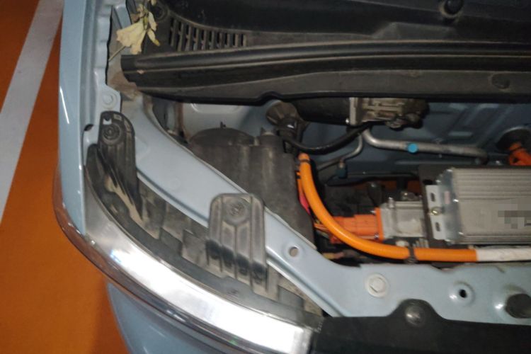 Used Wuling Hongguang MINIEV 2022 Easy Version Lithium-NMC Engine Bay Right