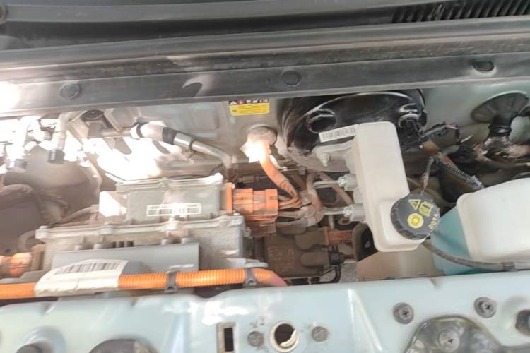 Used Wuling Hongguang MINIEV 2022 Enjoy Edition Lithium-Ion Battery Engine Bay