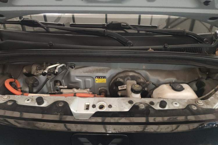 Used Wuling Hongguang MINIEV 2022 Zizai Version Lithium Iron Phosphate Engine Bay