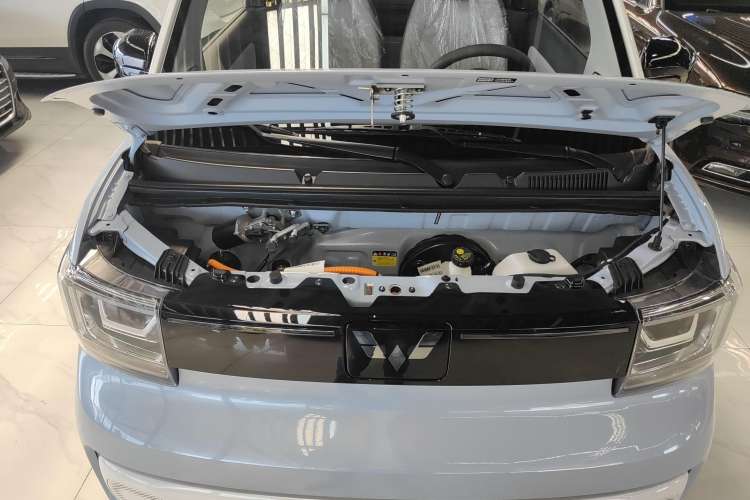 Used Wuling Hongguang MINIEV 2022 Convertible Model Engine Bay