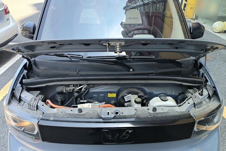 Used Wuling Hongguang MINIEV 2022 Macaron Premium Model – Lithium Ternary Battery Engine Bay