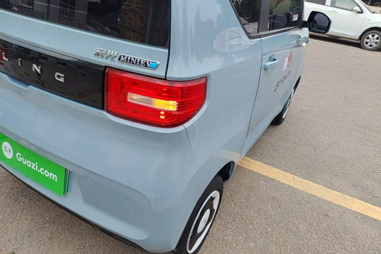 Used Wuling Hongguang MINIEV 2022 Zizai Version Lithium Iron Phosphate Exterior 3