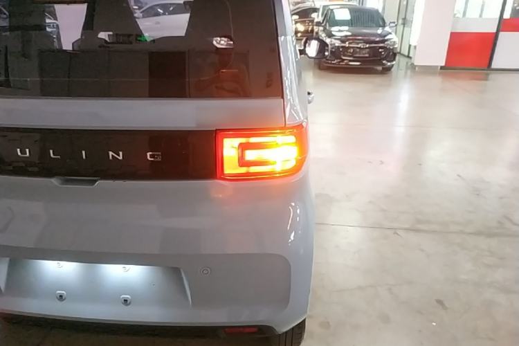 Used Wuling Hongguang MINIEV 2022 Zizai Version Lithium Iron Phosphate Exterior 3