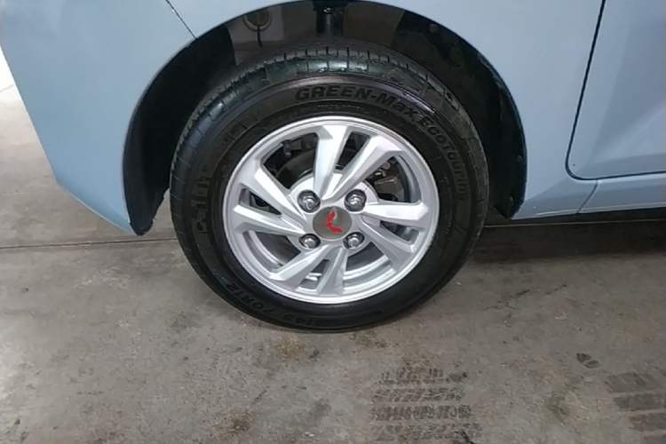 Used Wuling Hongguang MINIEV 2022 Zizai Version Lithium Iron Phosphate Exterior 4