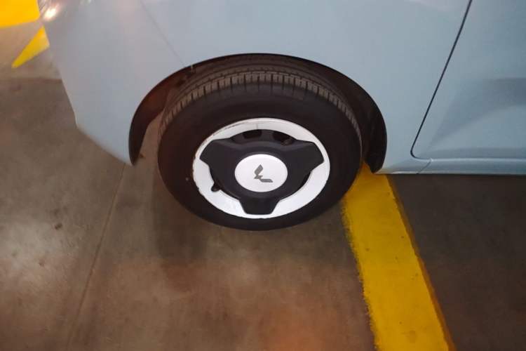 Used Wuling Hongguang MINIEV 2022 Easy Version Lithium Iron Phosphate Exterior 4