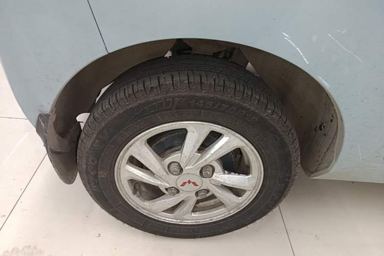 Used Wuling Hongguang MINIEV 2022 Zizai Version Lithium Iron Phosphate Exterior 5