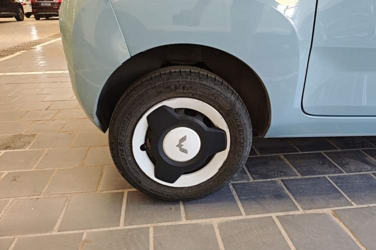 Used Wuling Hongguang MINIEV 2022 Zizai Version Lithium Iron Phosphate Exterior 5