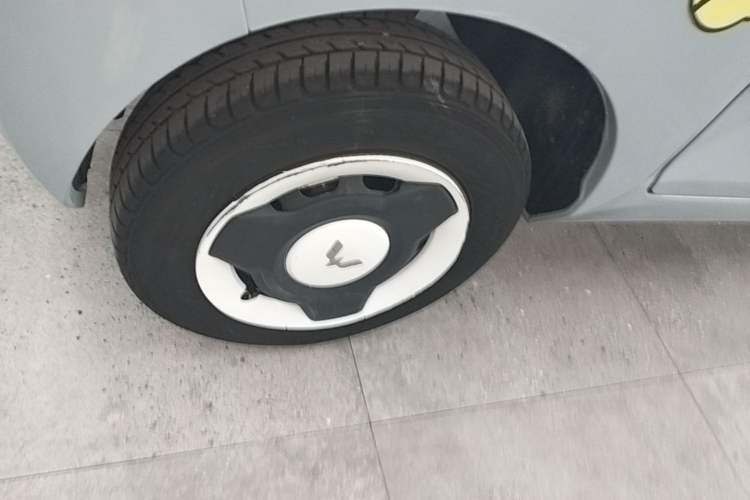 Used Wuling Hongguang MINIEV 2022 Zizai Version Lithium Iron Phosphate Exterior 5