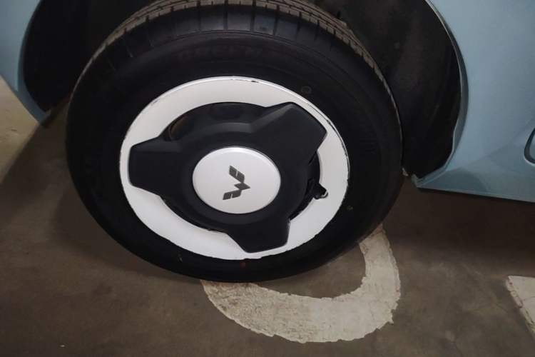 Used Wuling Hongguang MINIEV 2022 Easy Version Lithium Iron Phosphate Exterior 5