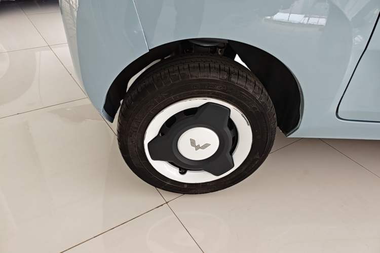 Used Wuling Hongguang MINIEV 2022 Easy Version Lithium Iron Phosphate Exterior 5