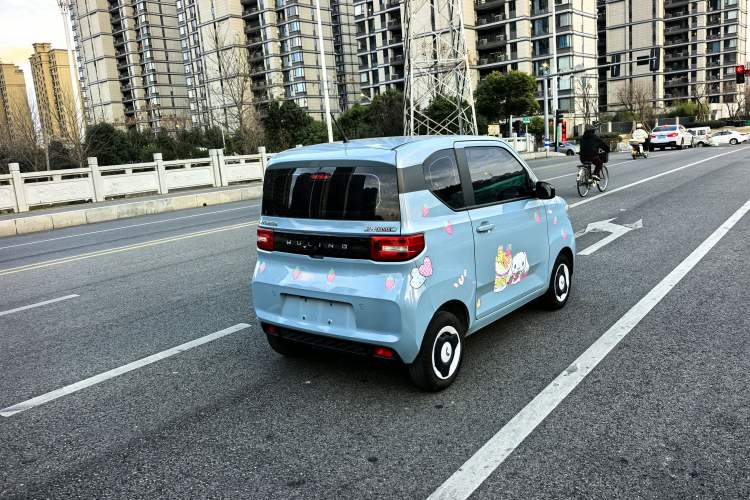 Used Wuling Hongguang MINIEV 2022 Zizai Version Lithium Iron Phosphate Exterior 6