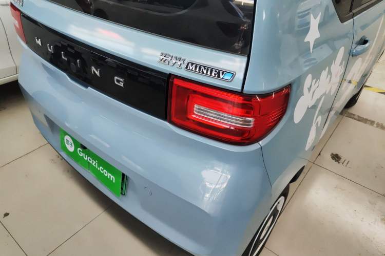 Used Wuling Hongguang MINIEV 2022 Zizai Version Lithium Iron Phosphate Exterior 6
